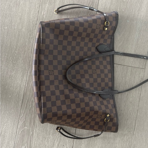 Louis Vuitton Purse - Brown - Picture 5 of 6